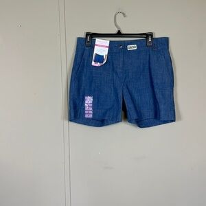 Isaac mizarhi tailored shorts. Size 6 new